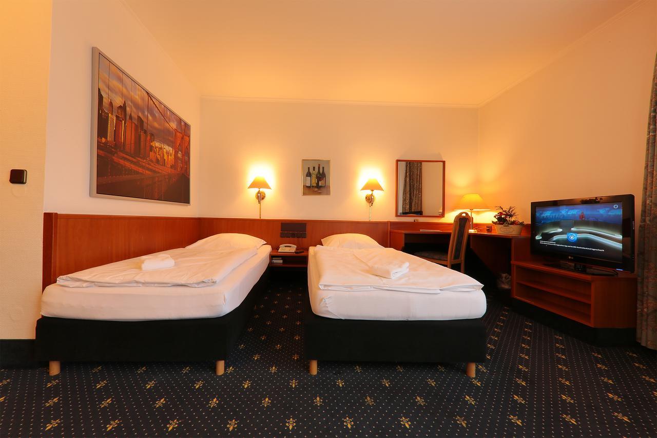 Karaman Group Hotel Bad Nenndorf Extérieur photo
