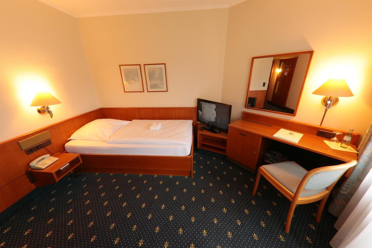Karaman Group Hotel Bad Nenndorf Extérieur photo