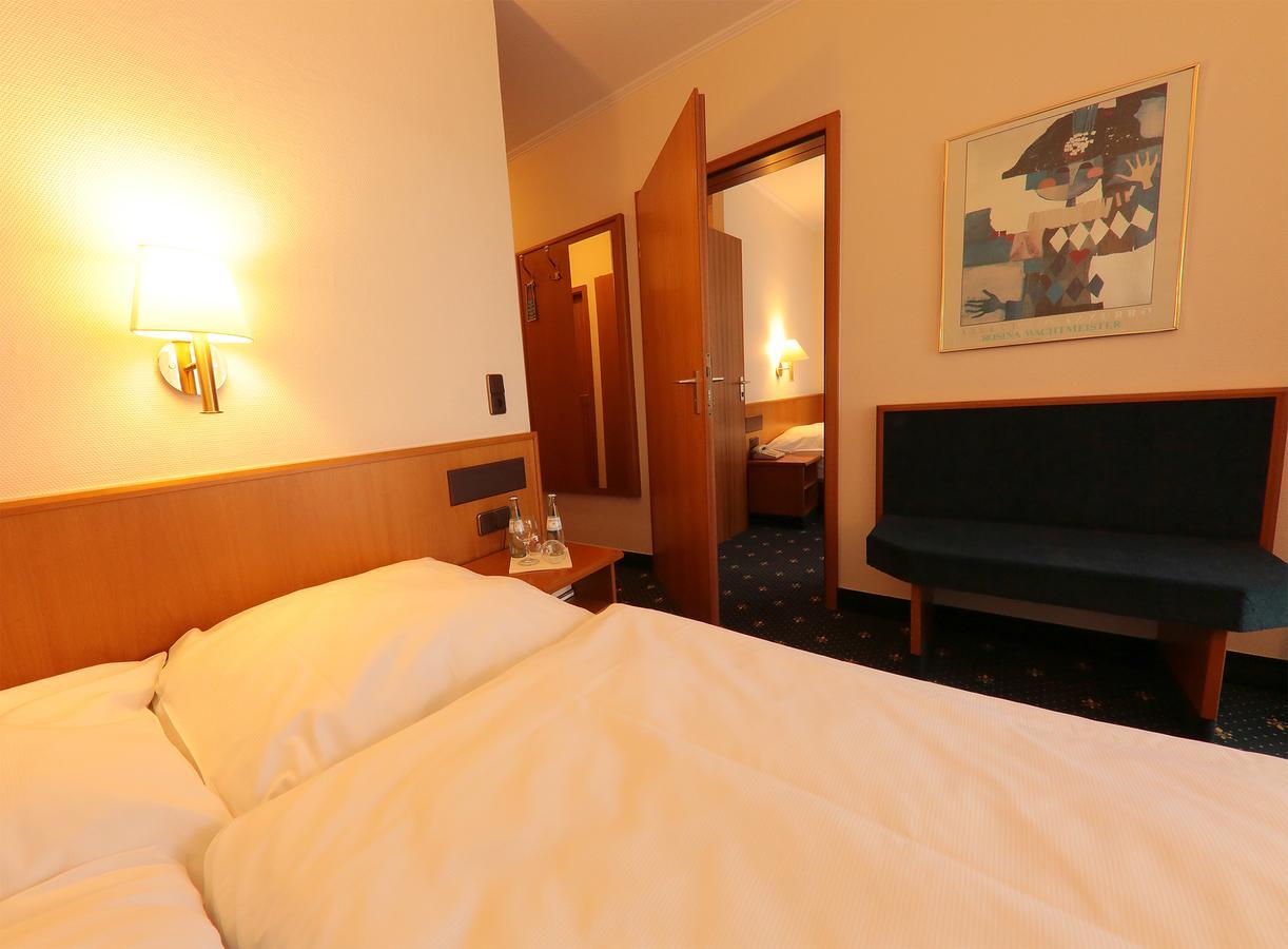 Karaman Group Hotel Bad Nenndorf Extérieur photo