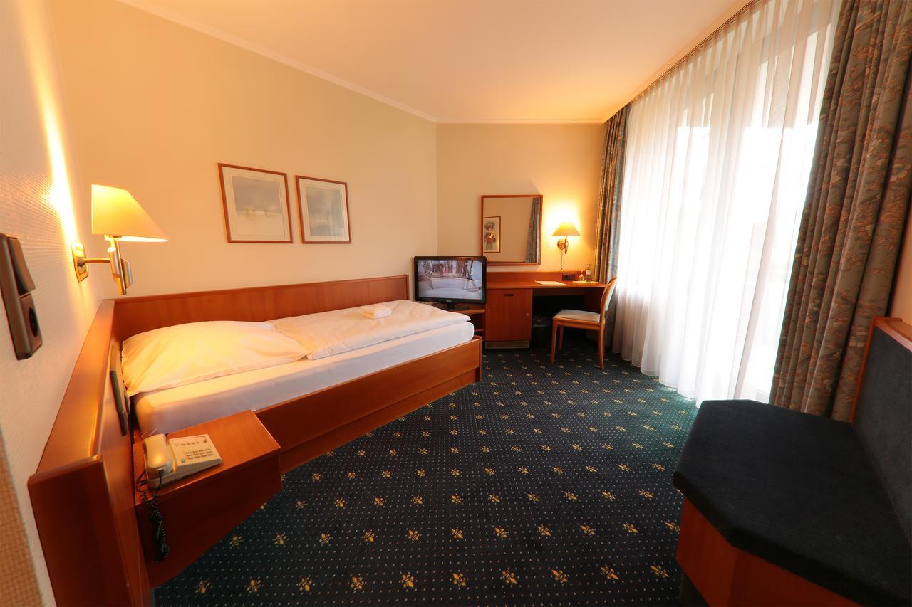 Karaman Group Hotel Bad Nenndorf Extérieur photo